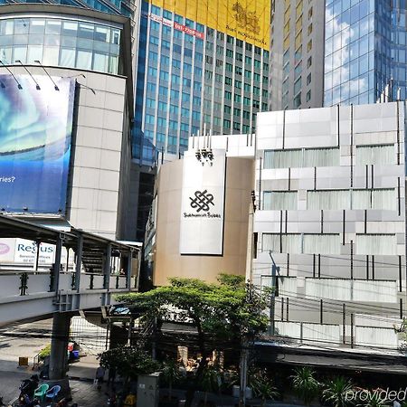 Sukhumvit Suites Hotel Banguecoque Exterior foto