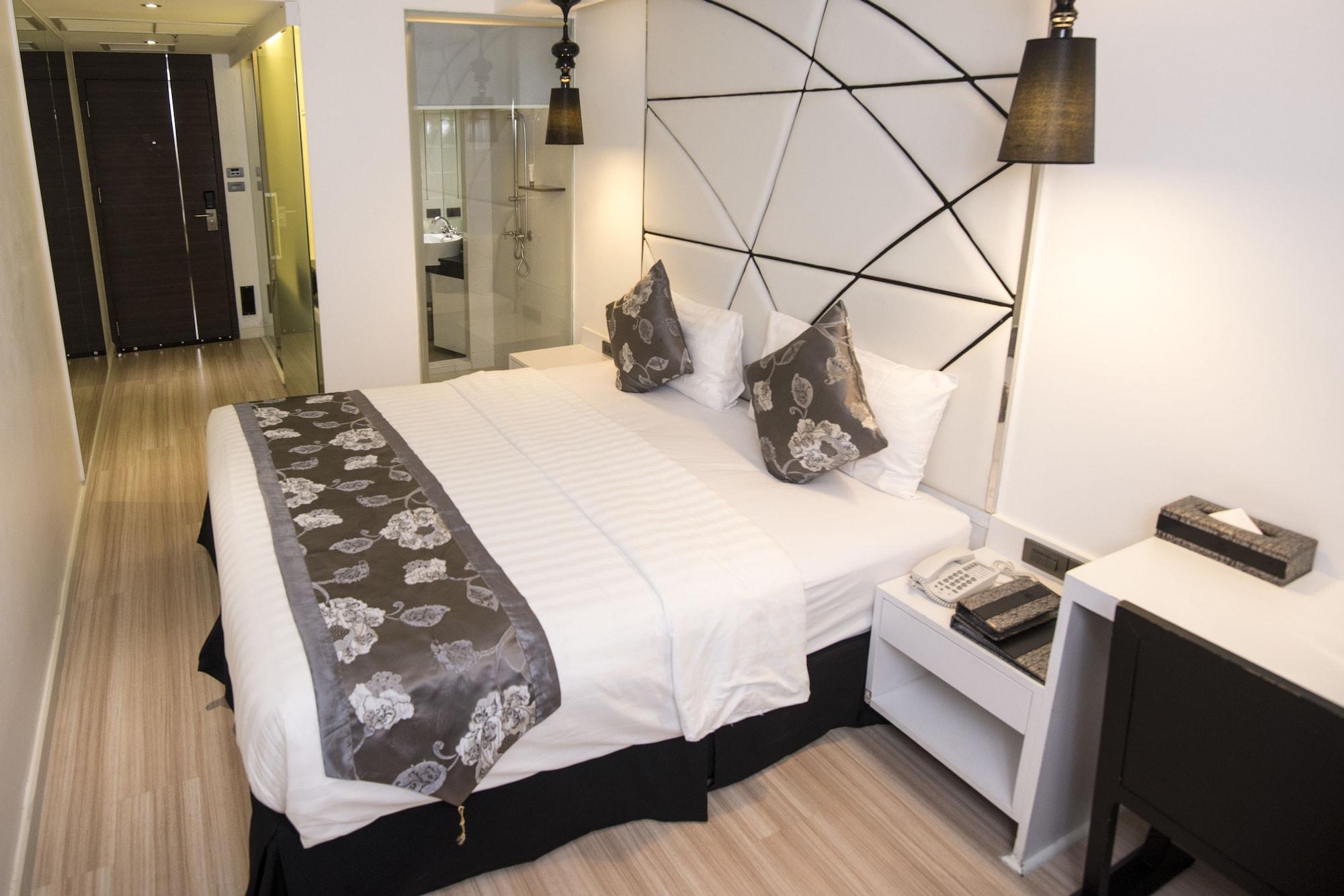 Sukhumvit Suites Hotel Banguecoque Exterior foto