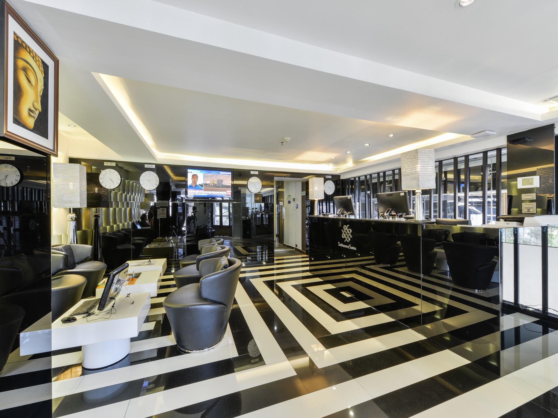 Sukhumvit Suites Hotel Banguecoque Exterior foto